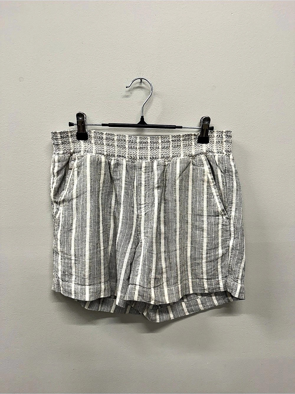 BRIGGS Linen Blend Striped Smocked Waist Pull-On Shorts Pull-On Shorts Gray &